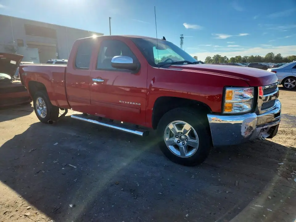 2013 CHEVROLET SILVERADO K1500 LT  