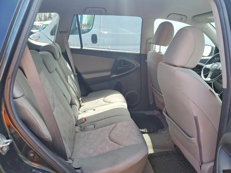 2011 TOYOTA RAV4 BASE  