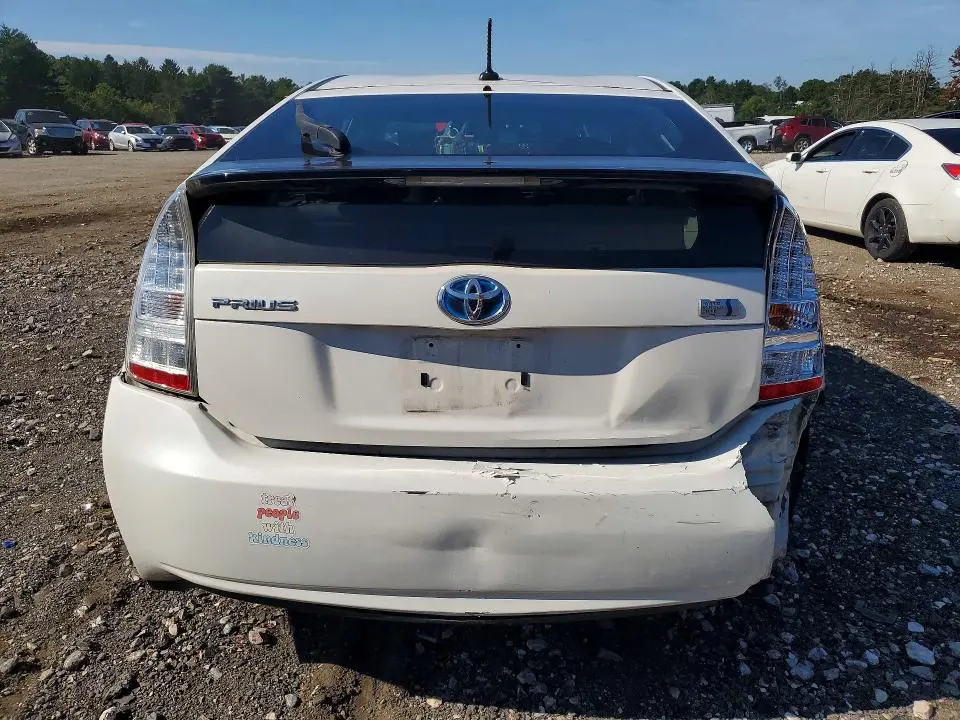 2011 TOYOTA PRIUS TWO  