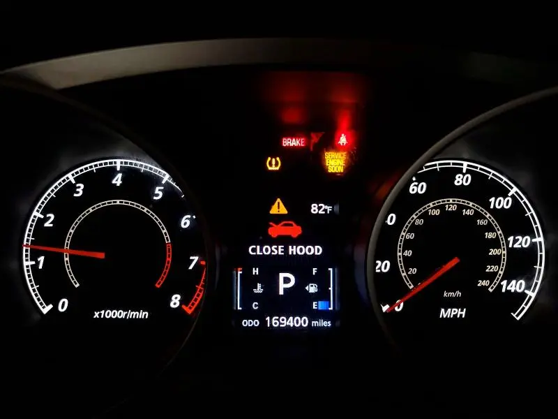 2010 MITSUBISHI OUTLANDER SE  
