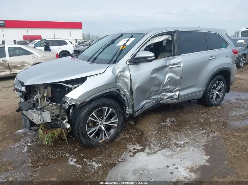 2018 TOYOTA HIGHLANDER LE PLUS