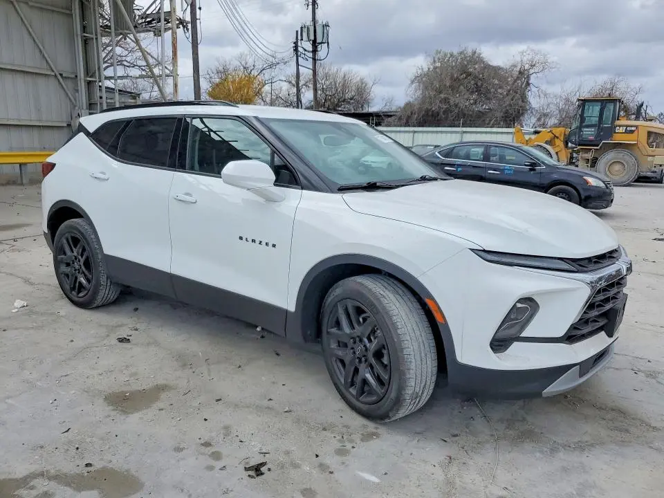 2023 CHEVROLET BLAZER 2LT  