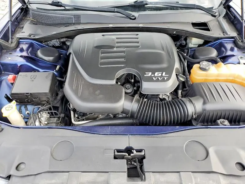 2013 DODGE CHARGER SE  