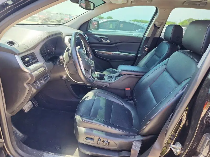 2022 GMC ACADIA SLT  