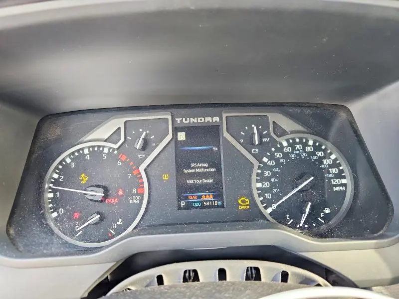 2022 TOYOTA TUNDRA SR5  