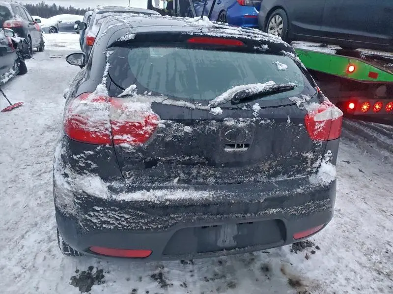 2015 KIA RIO LX  