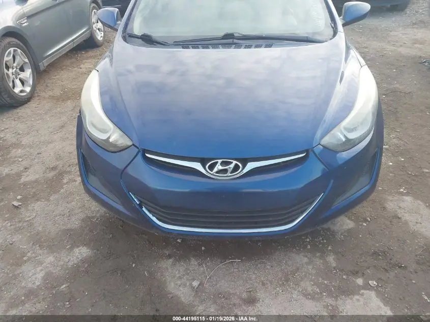 2016 HYUNDAI ELANTRA SE