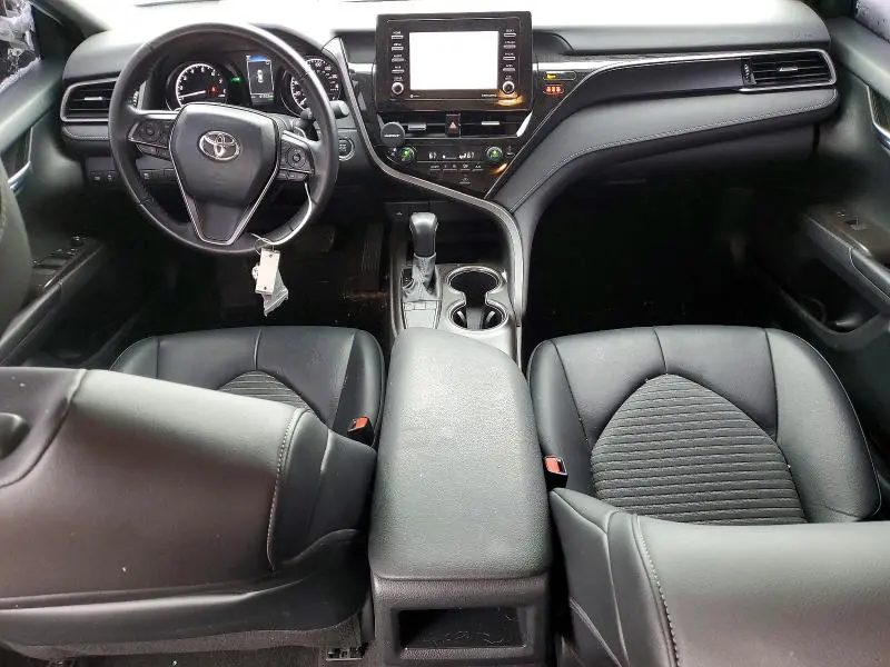 2022 TOYOTA CAMRY SE NIGHTSHADE  