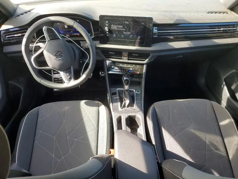 2025 VOLKSWAGEN JETTA SPORT  