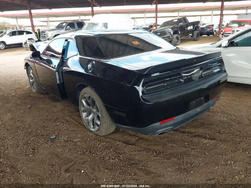 2017 DODGE CHALLENGER SXT