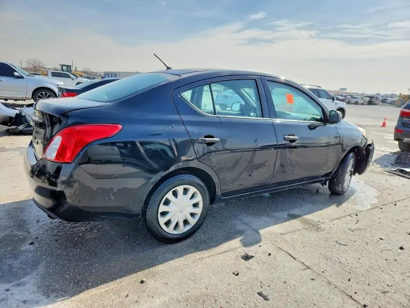 2014 NISSAN VERSA S  