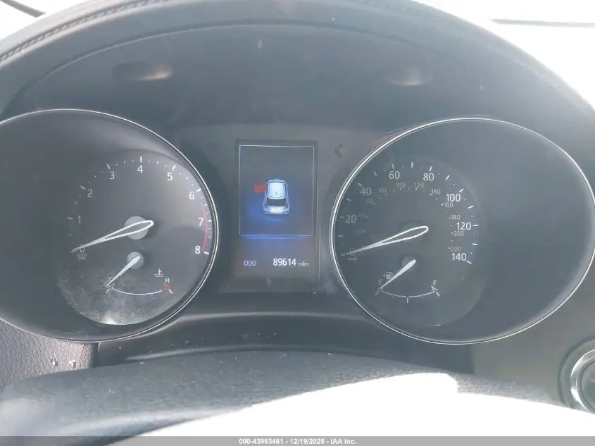 2018 TOYOTA C-HR XLE PREMIUM