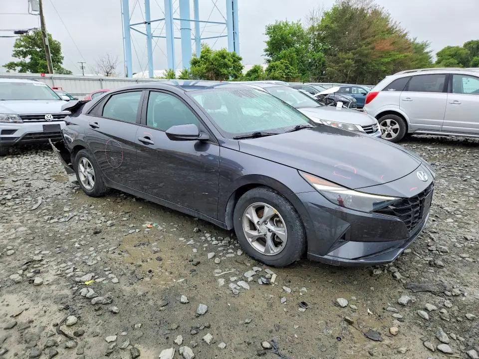 2021 HYUNDAI ELANTRA SE  