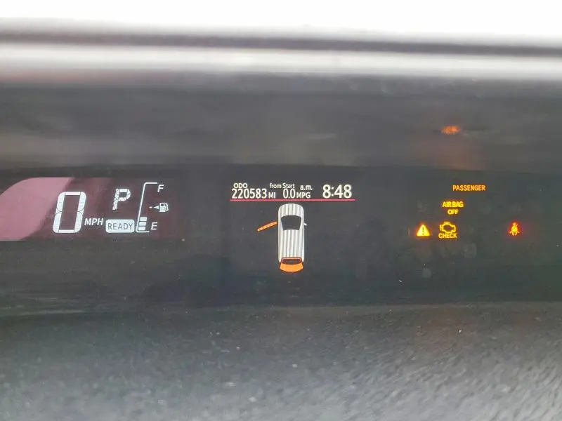 2015 TOYOTA PRIUS C TWO  