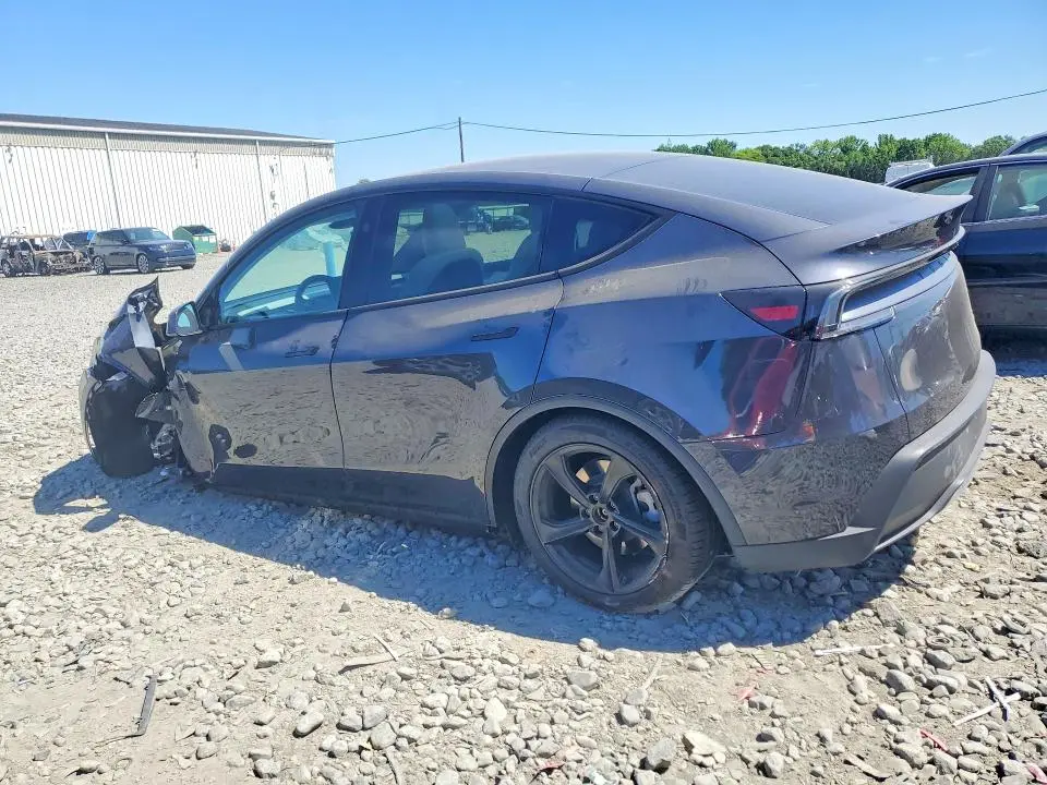 2026 TESLA MODEL Y   