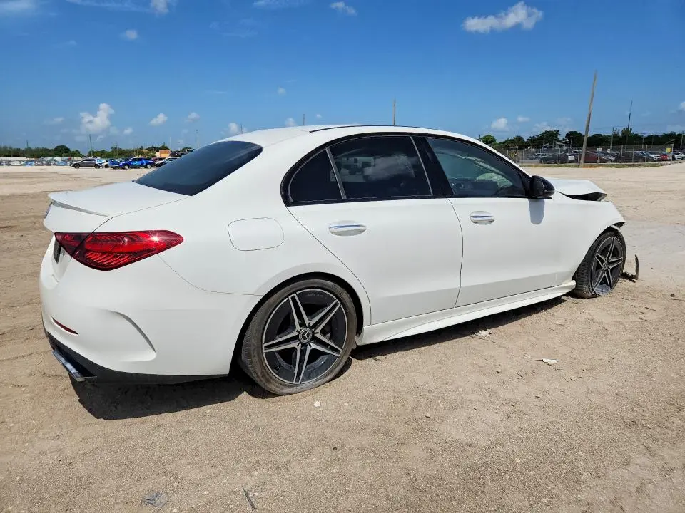 2023 MERCEDES-BENZ C 300  