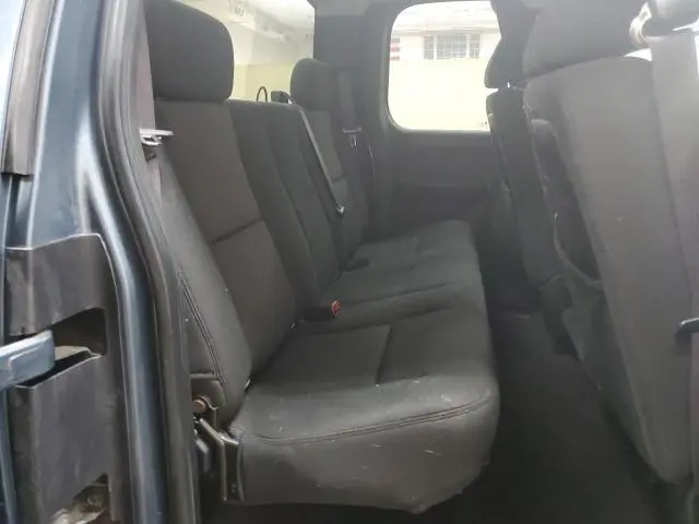 2011 CHEVROLET SILVERADO C1500 LS  