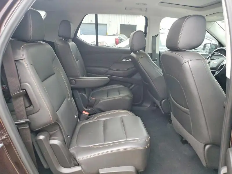 2021 CHEVROLET TRAVERSE LT  