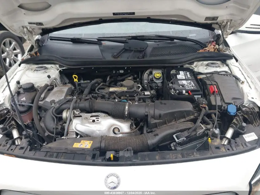 2017 MERCEDES-BENZ GLA 250  