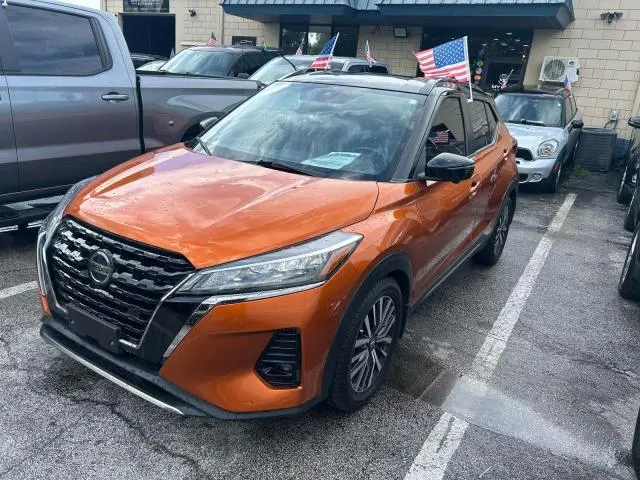 2021 NISSAN KICKS SR  