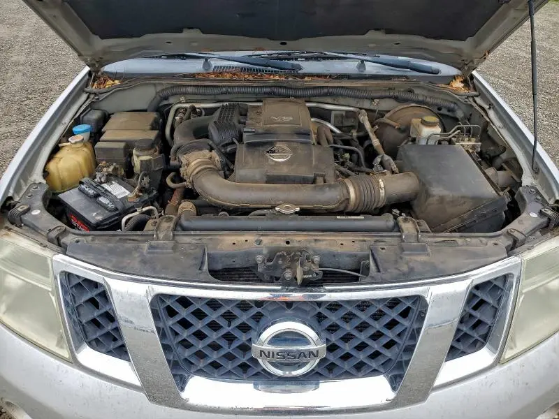 2012 NISSAN PATHFINDER S  