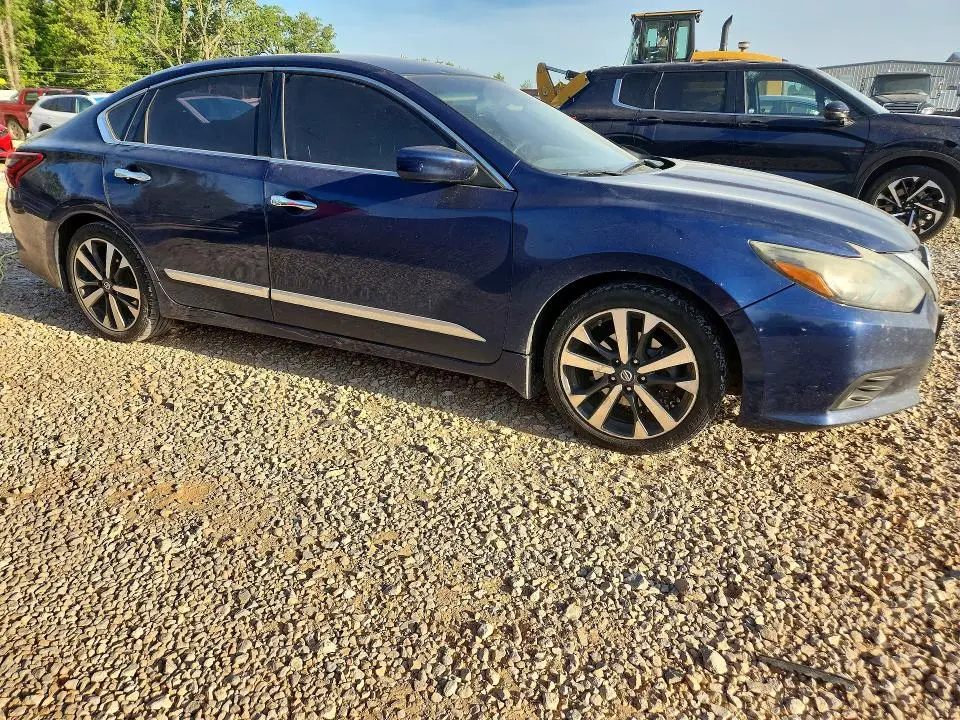 2017 NISSAN ALTIMA 2.5 SR  