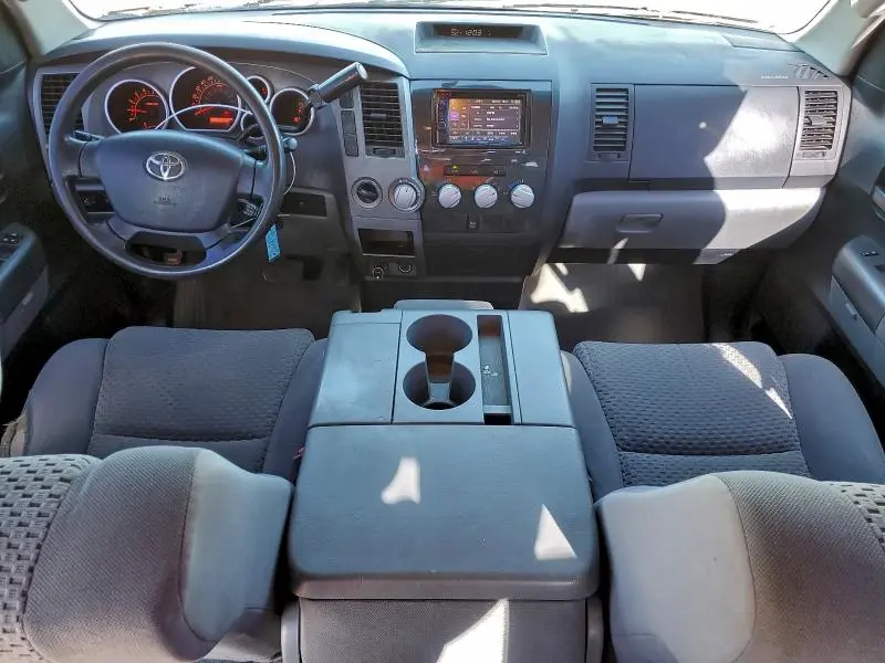 2011 TOYOTA TUNDRA DOUBLE CAB SR5  
