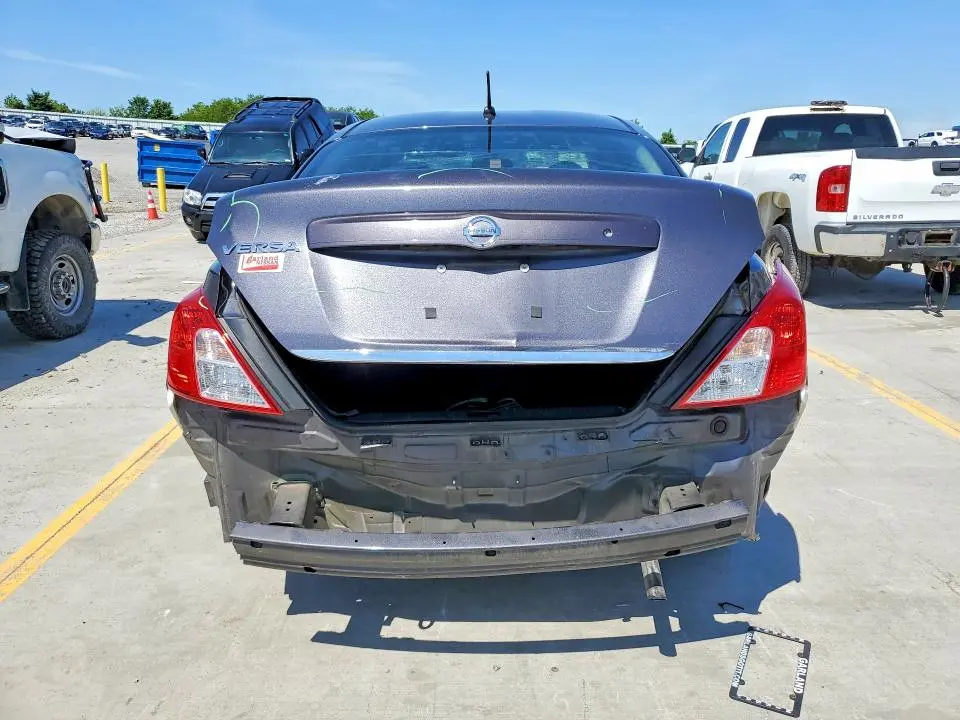 2015 NISSAN VERSA 1.6 S  