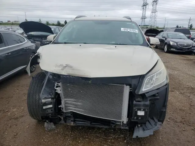 2015 CHEVROLET TRAVERSE LT  
