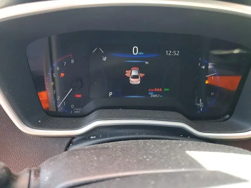 2022 TOYOTA COROLLA XLE  