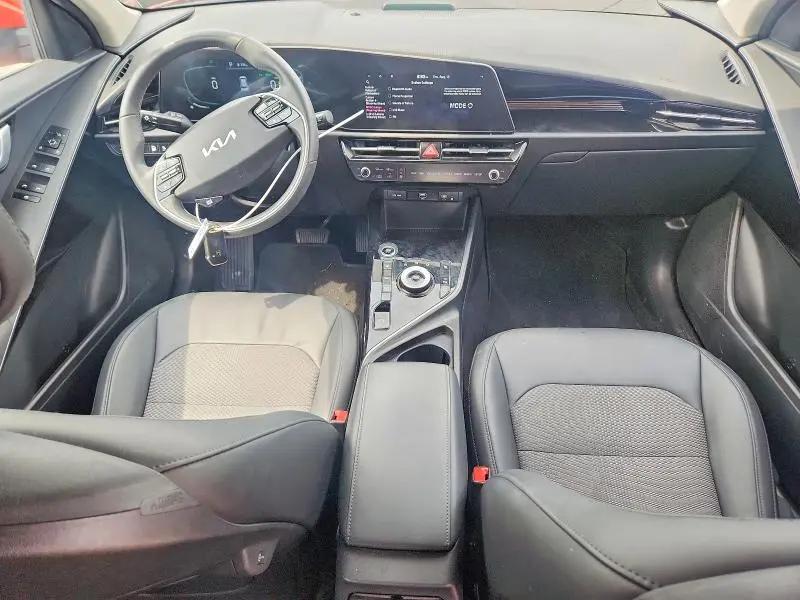 2023 KIA NIRO EX  