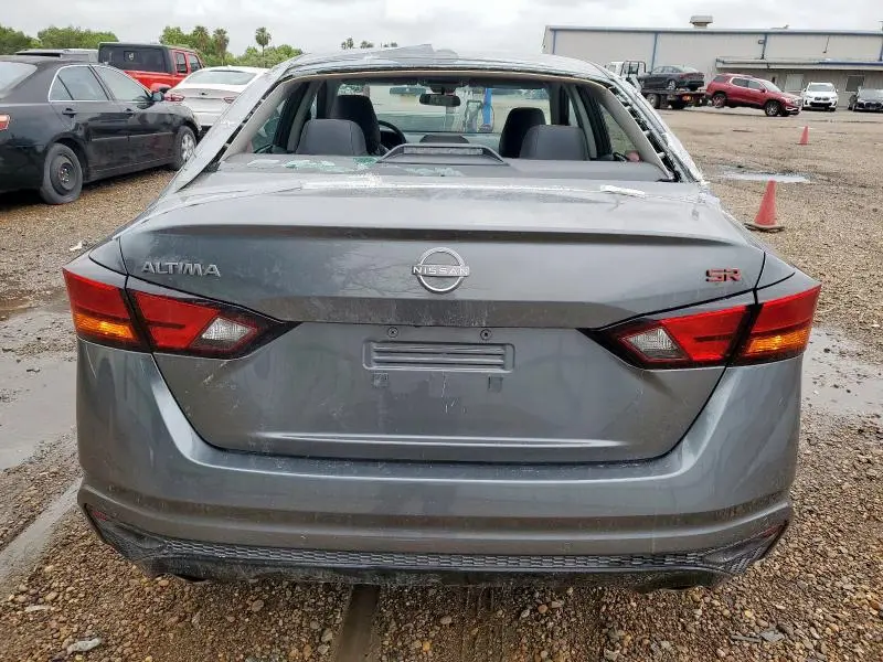 2025 NISSAN ALTIMA SR  