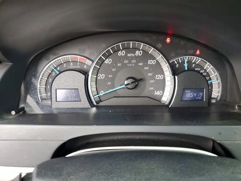 2012 TOYOTA CAMRY SE SPORT LIMITED EDITION  