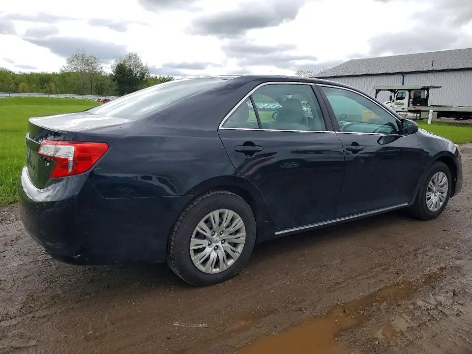 2012 TOYOTA CAMRY LE  