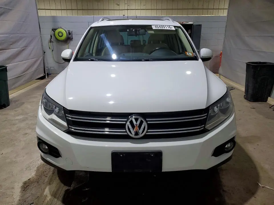 2014 VOLKSWAGEN TIGUAN S  