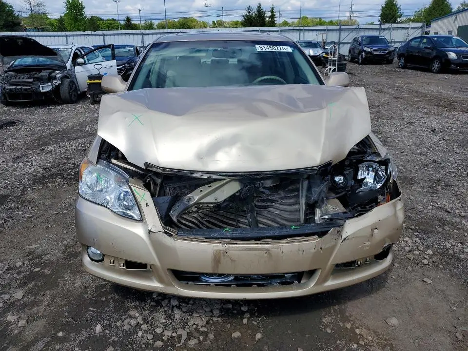 2010 TOYOTA AVALON XLS  