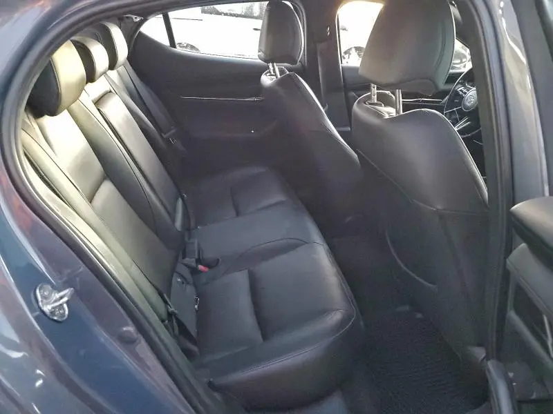 2022 MAZDA 3 PREMIUM  