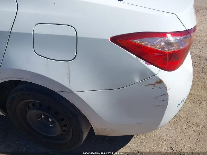 2018 TOYOTA COROLLA LE