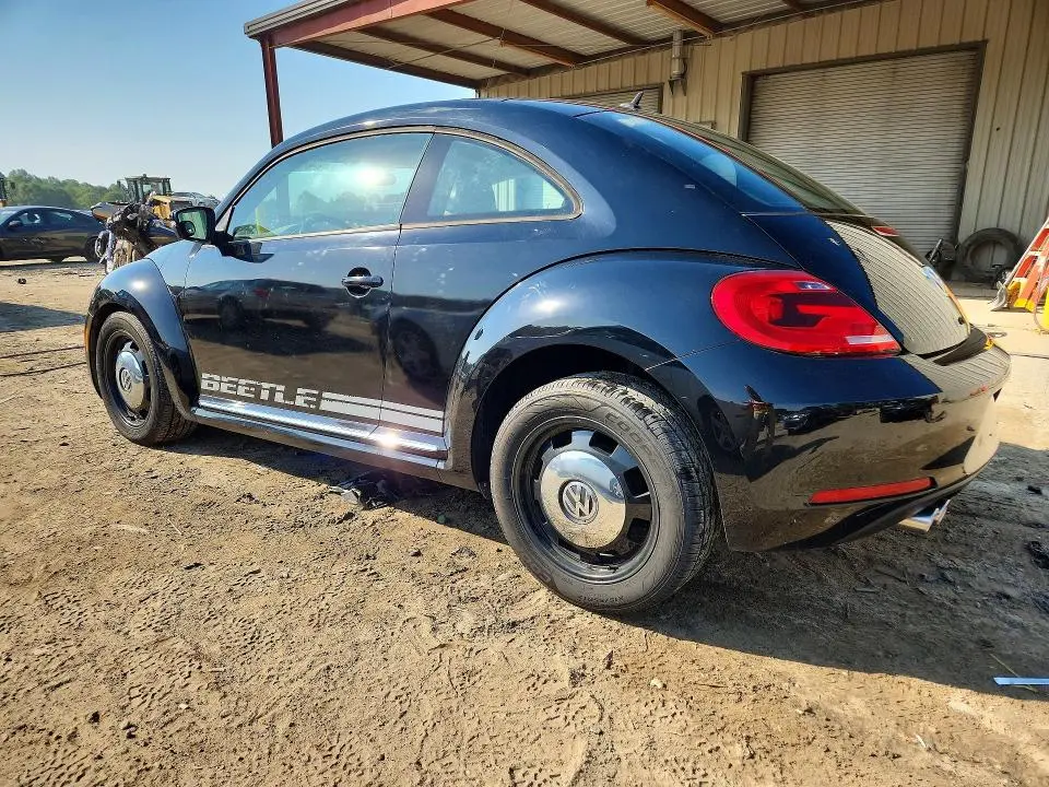 2013 VOLKSWAGEN BEETLE   