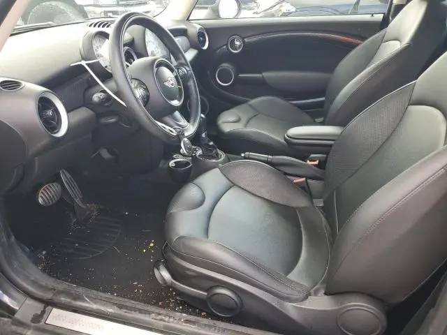 2013 MINI COOPER S