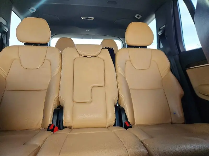 2018 VOLVO XC90   