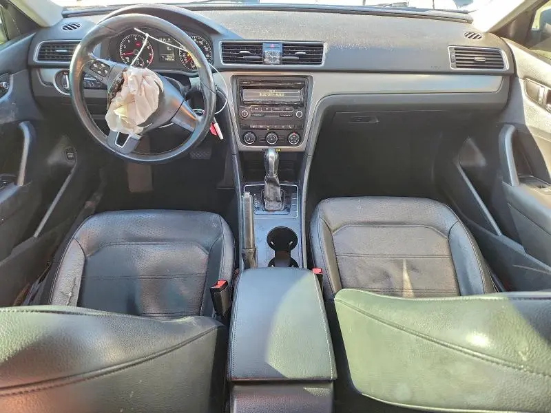 2014 VOLKSWAGEN PASSAT S  