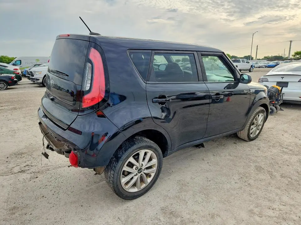 2019 KIA SOUL +  