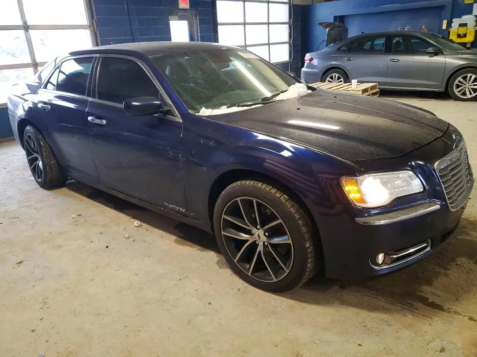 2014 CHRYSLER 300   