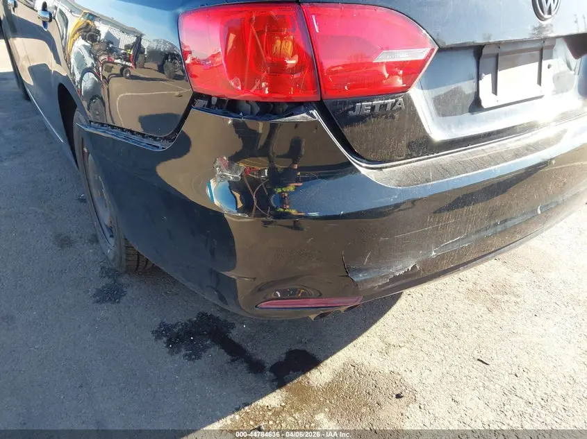 2013 VOLKSWAGEN JETTA 2.0L S