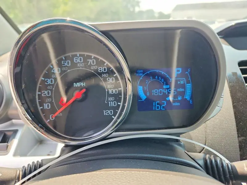 2013 CHEVROLET SPARK 2LT  