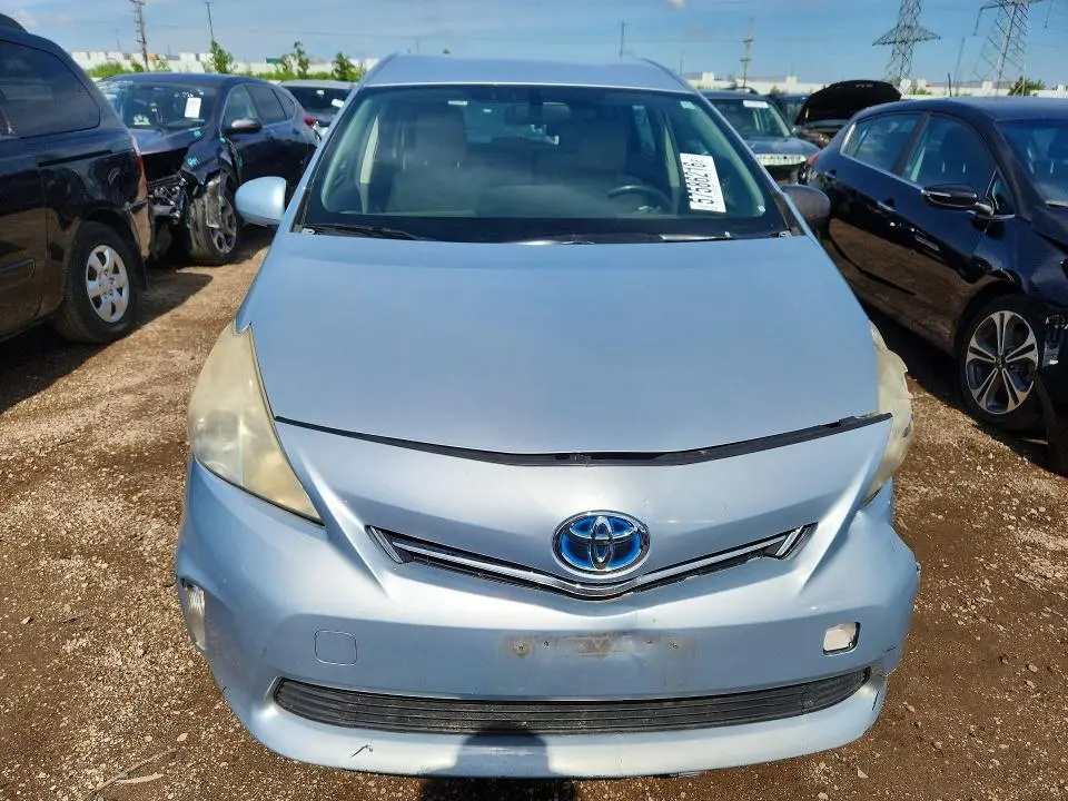 2013 TOYOTA PRIUS V THREE  