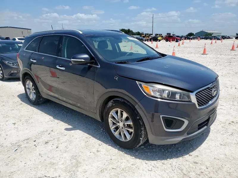 2018 KIA SORENTO LX  