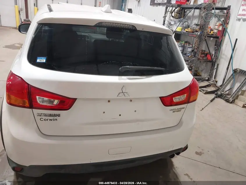 2017 MITSUBISHI OUTLANDER SPORT 2.0 LE