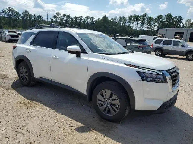 2025 NISSAN PATHFINDER SV  
